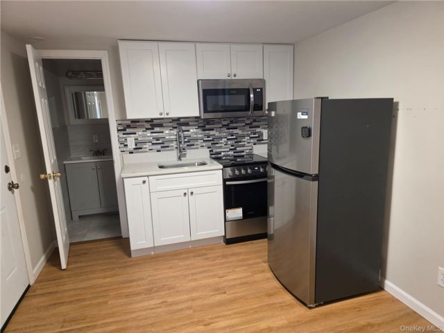  1 BR,  1.00 BTH &nbsp;Ranch style home in Central Islip