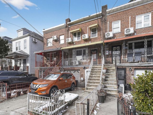 [Woodlawn Real Estate, listing number 7248857]