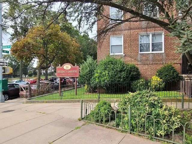  1 BR,  1.00 BTH &nbsp;Other style home in Kew Garden Hills