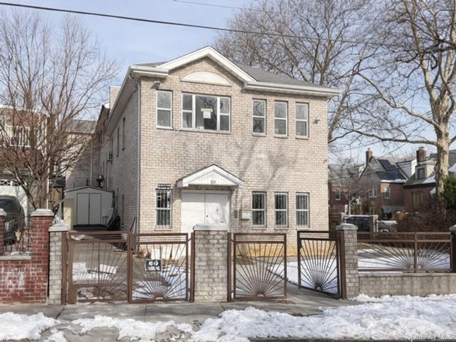 Studio,  0.00 BTH &nbsp;House style home in Esplanade