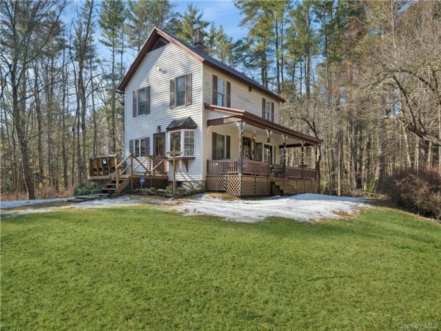  3 BR,  2.00 BTH &nbsp;Ranch style home in Narrowsburg