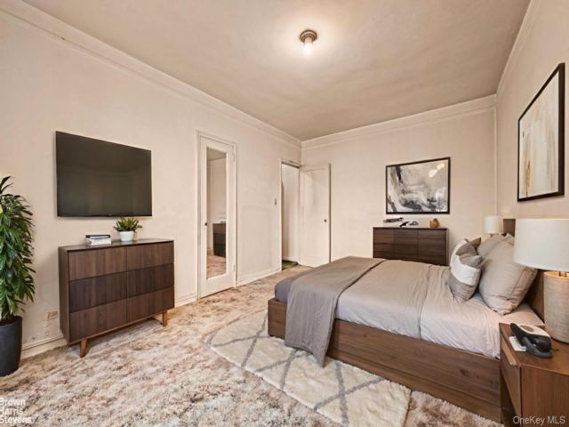  1 BR,  1.00 BTH &nbsp;Other style home in Forest Hills