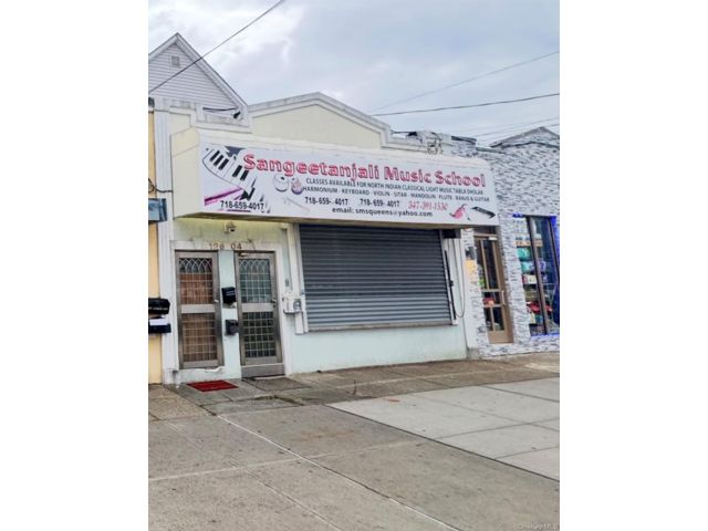 Studio,  0.00 BTH &nbsp;Commercial style home in South Ozone Park