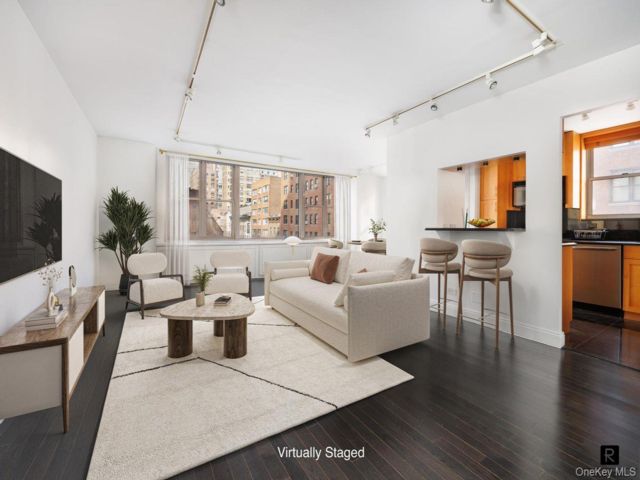 1 BR,  2.00 BTH &nbsp;Other style home in New York (manhattan)