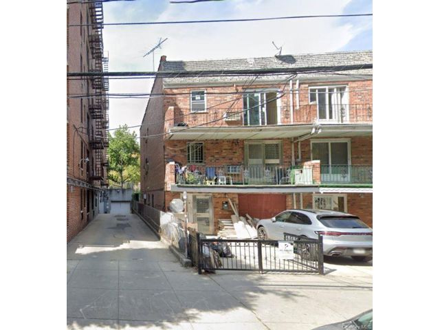 Studio,  0.00 BTH &nbsp;House style home in Flushing