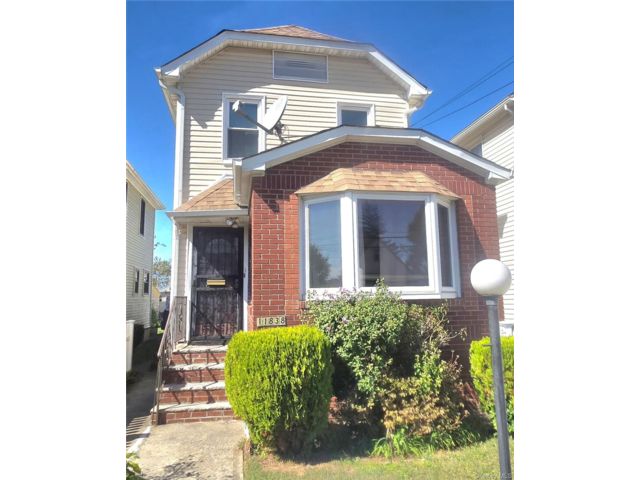  1 BR,  1.00 BTH &nbsp;Colonial style home in Cambria Heights