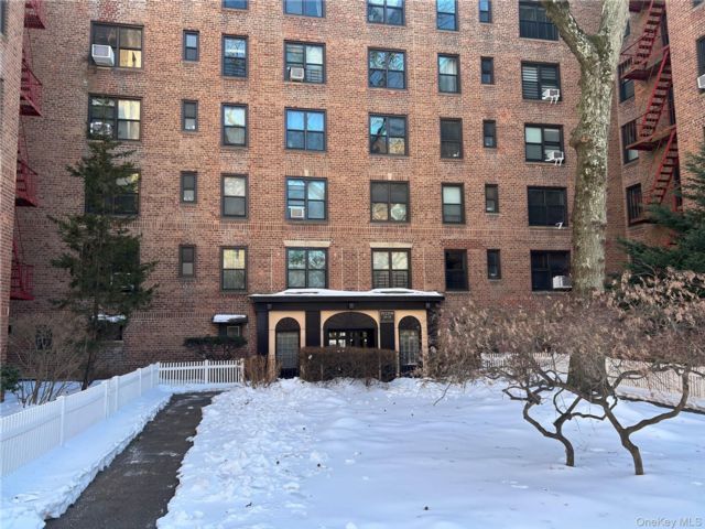 [Woodhaven Real Estate, listing number 7249881]