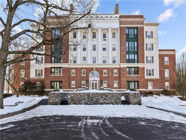 [Bronxville Real Estate, listing number 7249996]