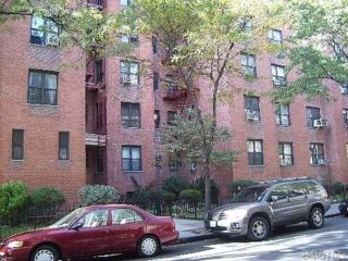  1 BR,  1.00 BTH &nbsp;Other style home in Jackson Heights