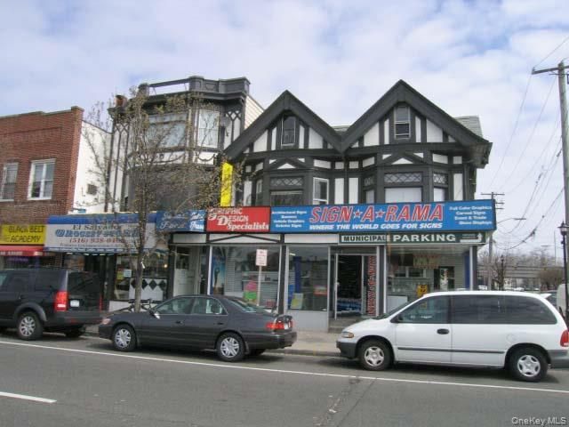 Studio,  0.00 BTH &nbsp;House style home in Hicksville