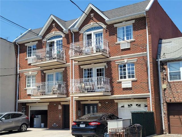 Studio,  0.00 BTH &nbsp;House style home in Glendale