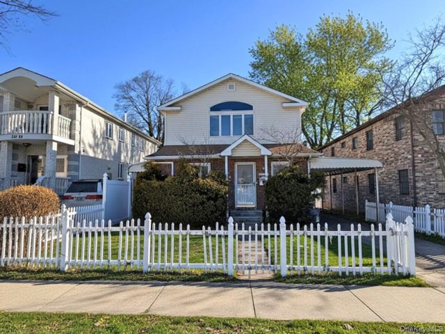  5 BR,  2.00 BTH &nbsp;Colonial style home in Little Neck