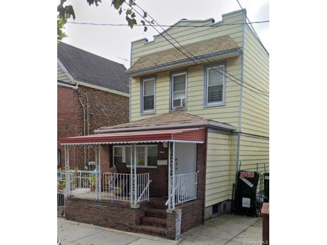  4 BR,  2.00 BTH &nbsp;House style home in South Ozone Park
