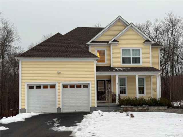  4 BR,  4.00 BTH &nbsp;Colonial style home in Walden