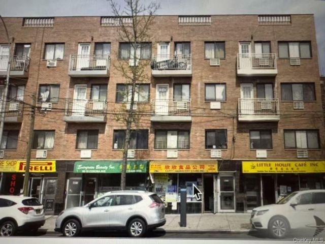 Studio,  0.00 BTH &nbsp;House style home in Elmhurst