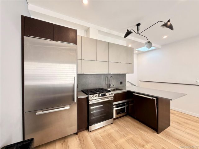  2 BR,  1.00 BTH &nbsp;Other style home in Glendale