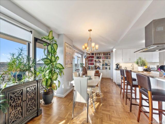 [Kingsbridge Real Estate, listing number 7251414]