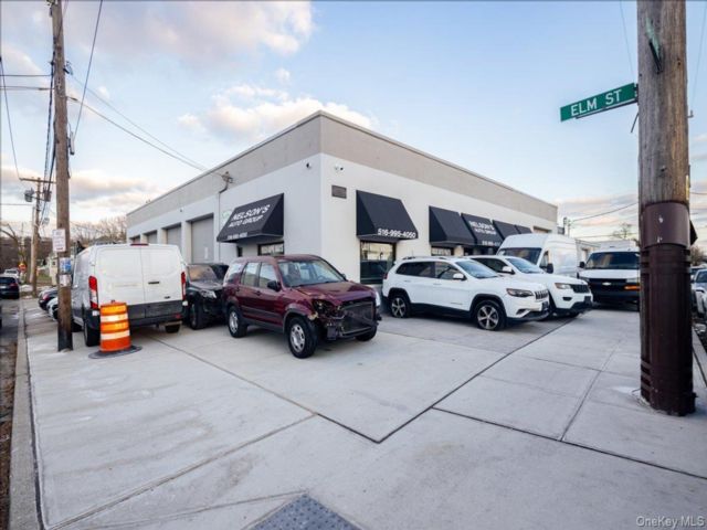 Studio,  0.00 BTH &nbsp;House style home in Freeport