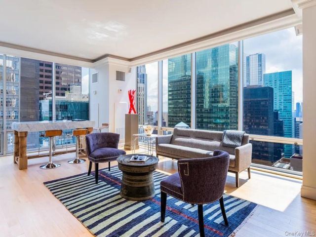  5 BR,  3.00 BTH &nbsp;Other style home in New York (manhattan)