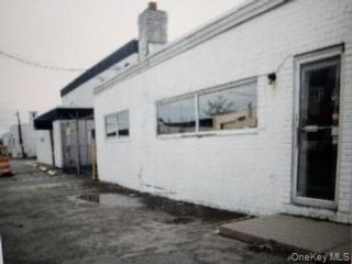 Studio,  0.00 BTH &nbsp;House style home in Westbury