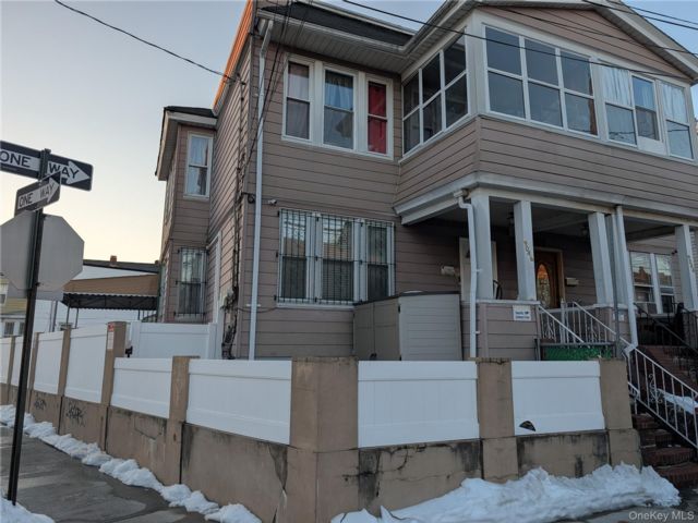 [Woodhaven Real Estate, listing number 7252980]