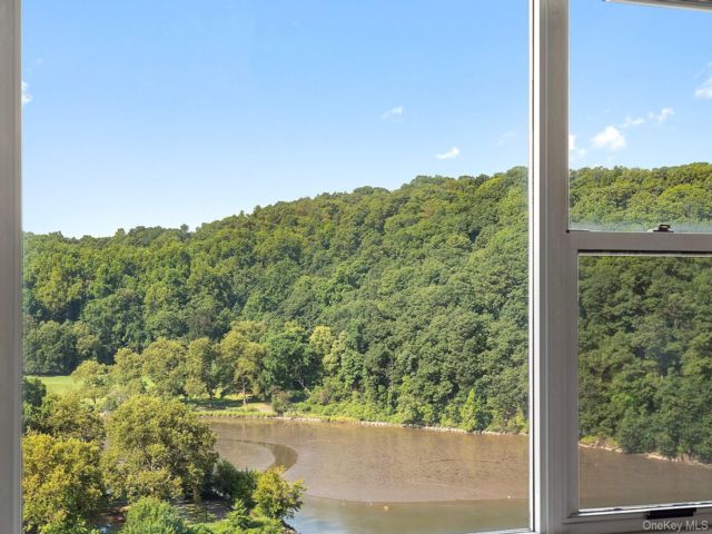 [Kingsbridge Real Estate, listing number 7253124]