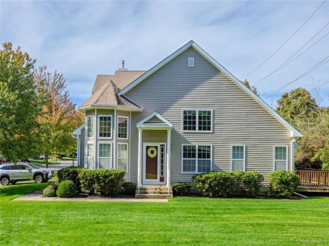 [Miller Place Real Estate, listing number 7253168]