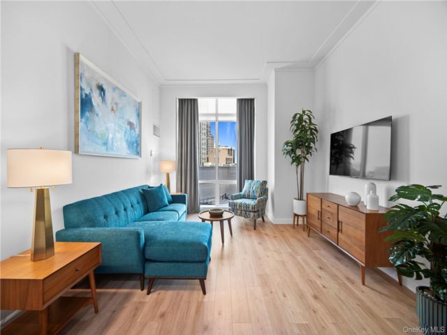 [White Plains Real Estate, listing number 7253396]