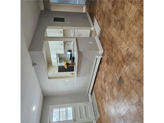  2 BR,  1.00 BTH &nbsp;Garden style home in Central Islip