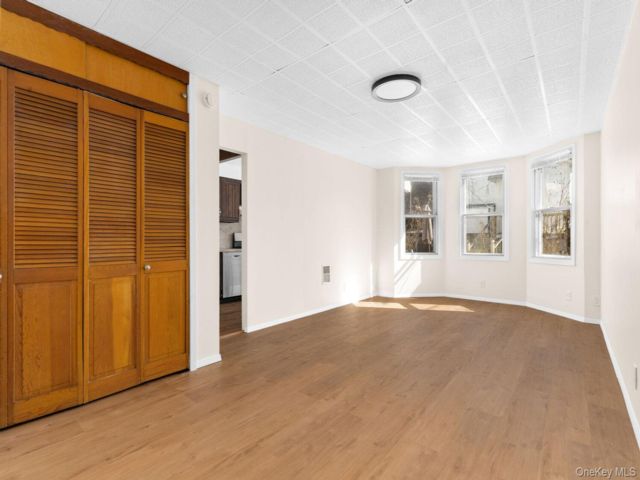  2 BR,  1.00 BTH &nbsp;House style home in Maspeth