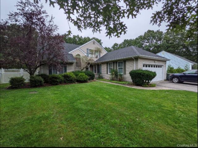 [Shoreham Real Estate, listing number 7253946]