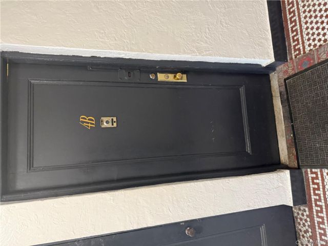  1 BR,  1.00 BTH &nbsp;Other style home in Stadium