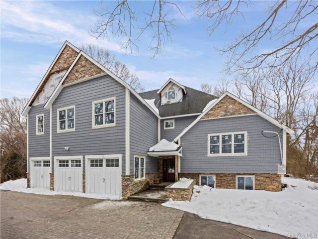 [Shoreham Real Estate, listing number 7254130]