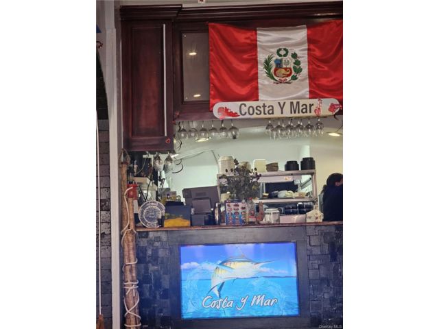 Studio,  0.00 BTH &nbsp;House style home in Sunnyside