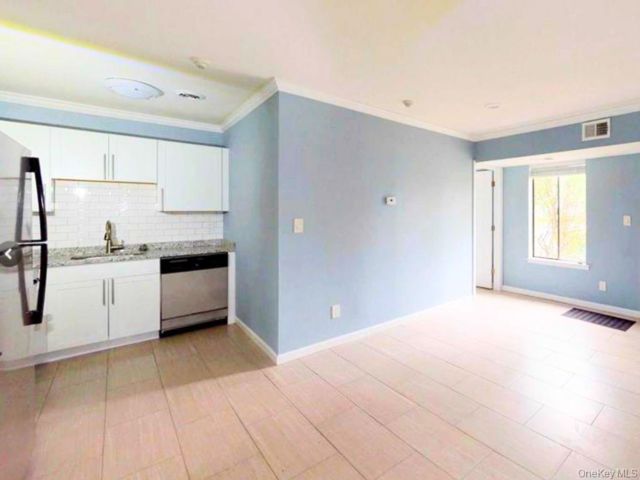 [Coram Real Estate, listing number 7254623]