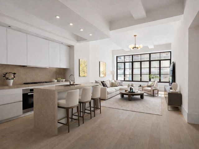  3 BR,  3.00 BTH &nbsp;Condo style home in New York (manhattan)