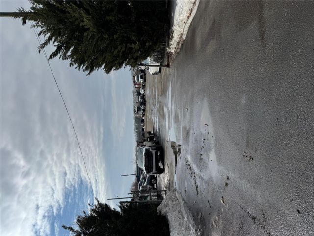 [Middle Island Real Estate, listing number 7255044]