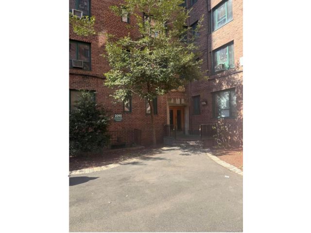 [Parkchester Real Estate, listing number 7255155]