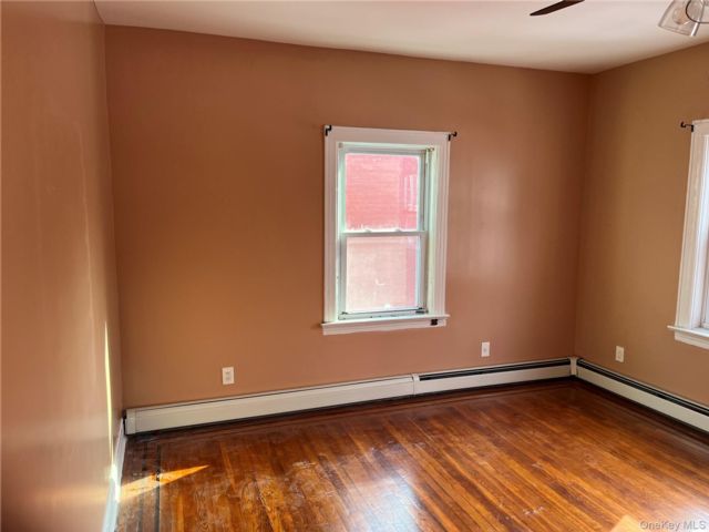  1 BR,  1.00 BTH &nbsp;A-frame style home in Queens Village