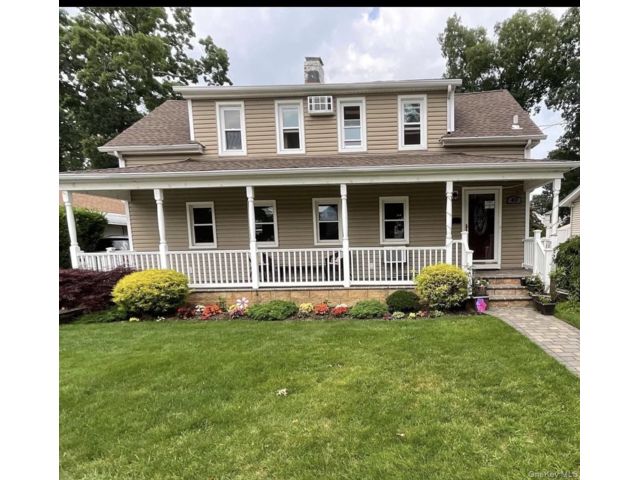  2 BR,  2.00 BTH &nbsp;Other style home in Valley Stream