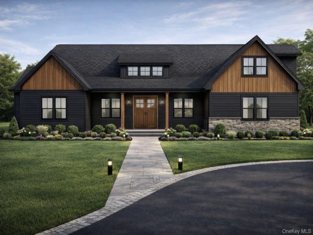  4 BR,  4.00 BTH &nbsp;Colonial style home in Montgomery