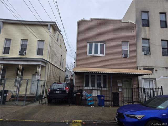 [Woodhaven Real Estate, listing number 7255648]