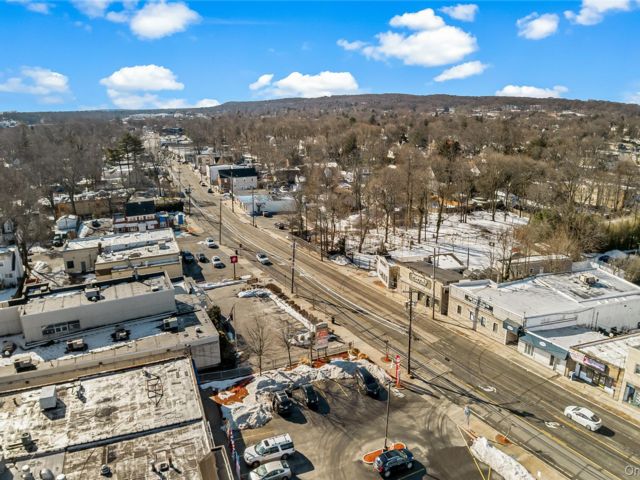 [PHOTO]