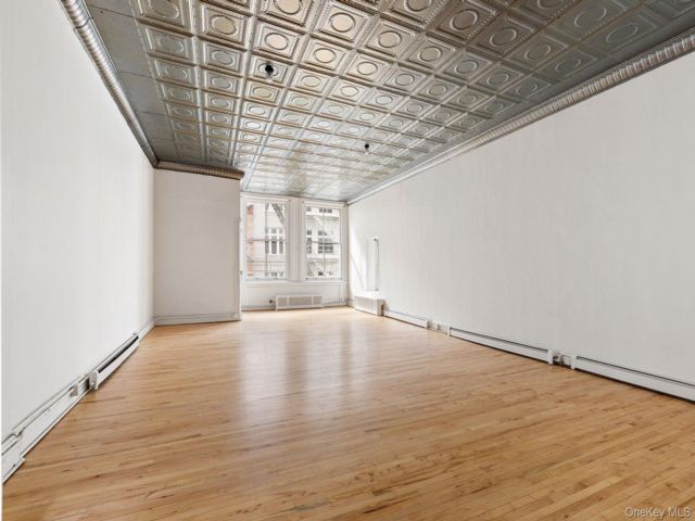 1 BR,  1.00 BTH &nbsp;House style home in New York (manhattan)