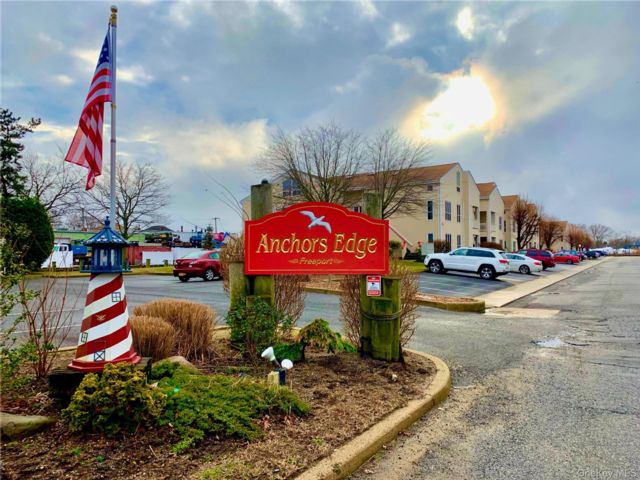  2 BR,  2.00 BTH &nbsp;Other style home in Freeport