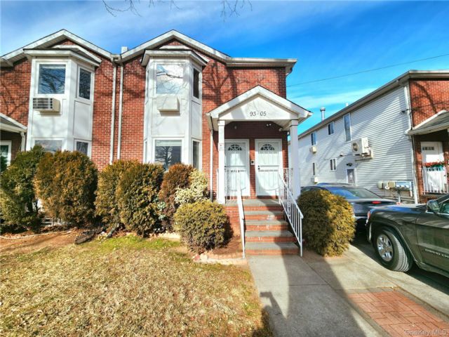 Studio,  0.00 BTH &nbsp;House style home in Woodhaven