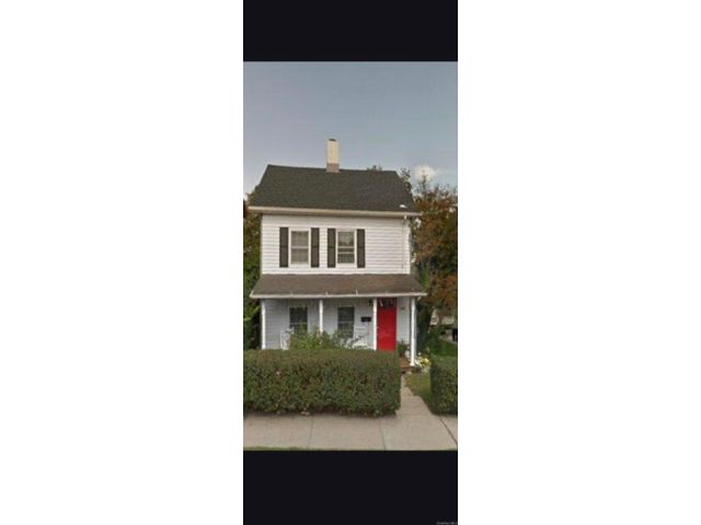  2 BR,  1.00 BTH &nbsp;Colonial style home in Peekskill