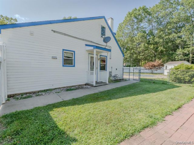 [Coram Real Estate, listing number 7257025]