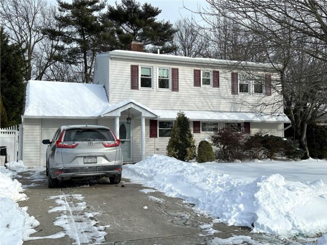[Westbury Real Estate, listing number 7257065]