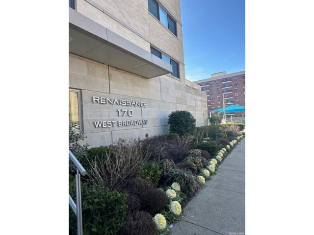 Studio,  1.00 BTH &nbsp;Contemporary style home in Long Beach